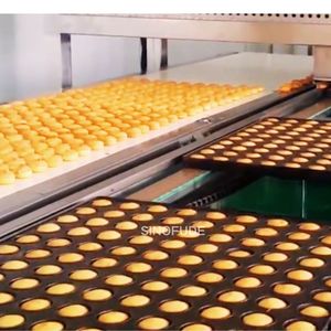 Dây chuyền sản xuất bánh cupcake tự động hoàn toàn, dây chuyền sản xuất bánh muffin công nghiệp, dây chuyền sản xuất bánh kem tiêm nhân, thiết bị làm bánh - Product Image 1