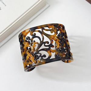 Pulseras de Moda, Resina de Acetato, Acrílico, Patrón Tallado, Estilo Vintage, Brazaletes, Certificado por Terceros, Aniversario - Product Image 4