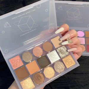 Paleta de sombra de ojos de etiqueta privada, Base de imprimación vegana, transparente, mate, perla, de plástico - Product Image 1