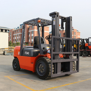 Camion de haute qualité RUM FD40 avec transmission hydraulique automatique, capacité de 4 tonnes, mât à une/deux/triple étages, conception FD40 de haute qualité - Product Image 4