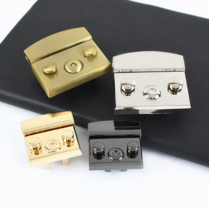 Meetee E6-20 35*20mm <span class=keywords><strong>borsa</strong></span> quadrata in lega <span class=keywords><strong>borsa</strong></span> fibbia accessori <span class=keywords><strong>borsa</strong></span> <span class=keywords><strong>a</strong></span> <span class=keywords><strong>scatto</strong></span> serrature borse di ricambio torsione girare <span class=keywords><strong>chiusura</strong></span> <span class=keywords><strong>chiusura</strong></span> <span class=keywords><strong>chiusura</strong></span> - Product Image 5