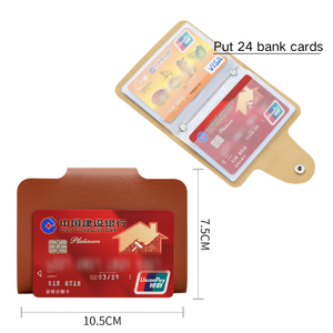 Portefeuille tendance : Porte-cartes de crédit en cuir élégant pour 24 cartes - Abordable et élégant - Product Image 6