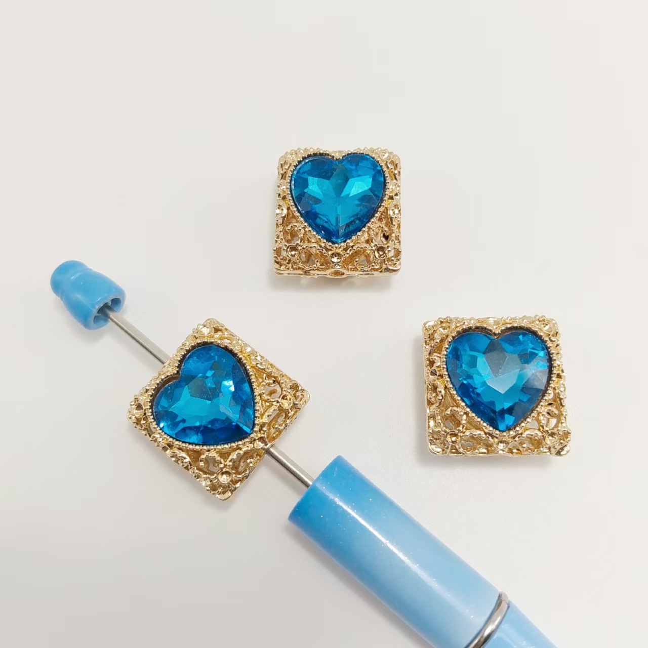 Plaqué Or - Diamant Bleu Transparent