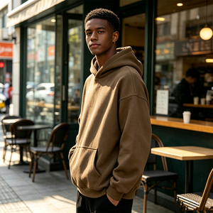 Sweat-shirt à capuche surdimensionné personnalisé pour homme, couleur unie, en molleton de coton, décontracté, pour l'automne, avec poches, coupe carrée, imprimé en relief - Product Image 2