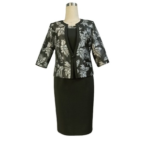 Costume de bureau élégant jaune pour femme, idéal pour l'église - Product Image 4
