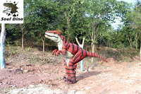 Costume de dinosaure Velociraptor réaliste en métal pour adultes - Utilisation intérieure/extérieure pour parcs d'aventure, garderies, centres commerciaux, aéroports |