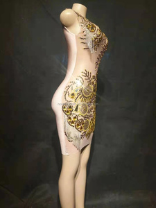 فستان سهرة نسائي بمرآة من أشهر الماركات العالمية, فستان سهرة بلون وردي فاخر مرصع بأحجار الراين من أشهر الماركات العالمية ، فستان سهرة ذهبي بمقاس كبير - Product Image 5