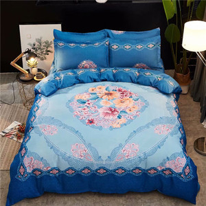 Bán Buôn <span class=keywords><strong>100</strong></span>% <span class=keywords><strong>Polyester</strong></span> <span class=keywords><strong>3D</strong></span> Phân Tán In Sợi Nhỏ Bedsheet Vải Bộ Đồ Giường Bộ Chăn Cho Gia Đình Dệt May - Product Image 5