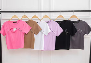 T-shirts pour femmes de haute qualité, design moderne et tendance, imprimé mignon, manches courtes, vente en gros pour adolescents - Product Image 3