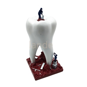 Alla moda sculture dentali regali da scrivania dentaria decorazione dentaria in resina scultura decorazione clinica odontoiatrica - Product Image 1