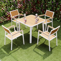Table et chaises modernes en plastique imitation bois pour extérieur, durables, imperméables, anticorrosion, mobilier de jardin, patio, balcon, café, salon de thé 1