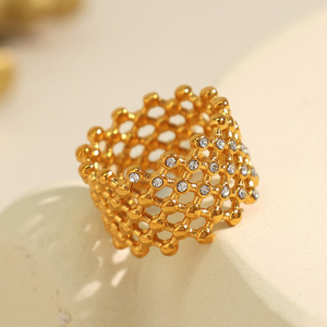 Ensemble de bagues ajourées en nid d'abeille de style européen et américain, en acier inoxydable plaqué or, bijoux de fête pour femmes, design géométrique - Product Image 2