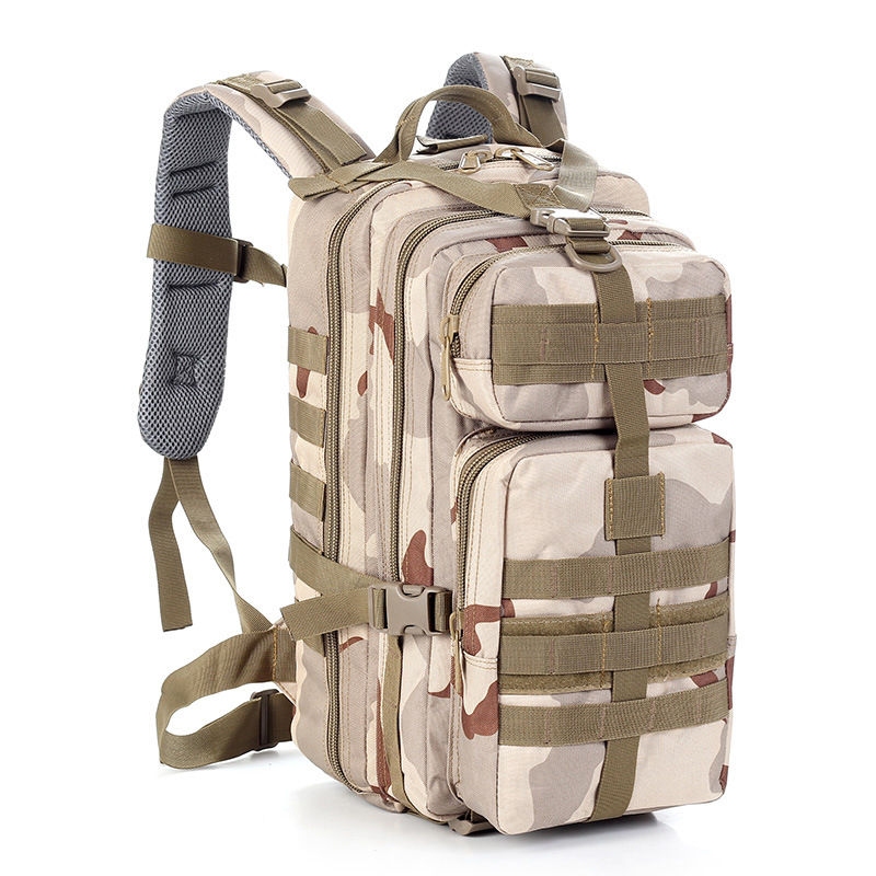 Camuflaje de arena triple.
