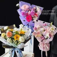 Kertas Pembungkus Bunga Tema Wisuda Cetakan Diploma Mortarboard Bahan Pembungkus Buket Kemasan Hadiah Florist Grosir