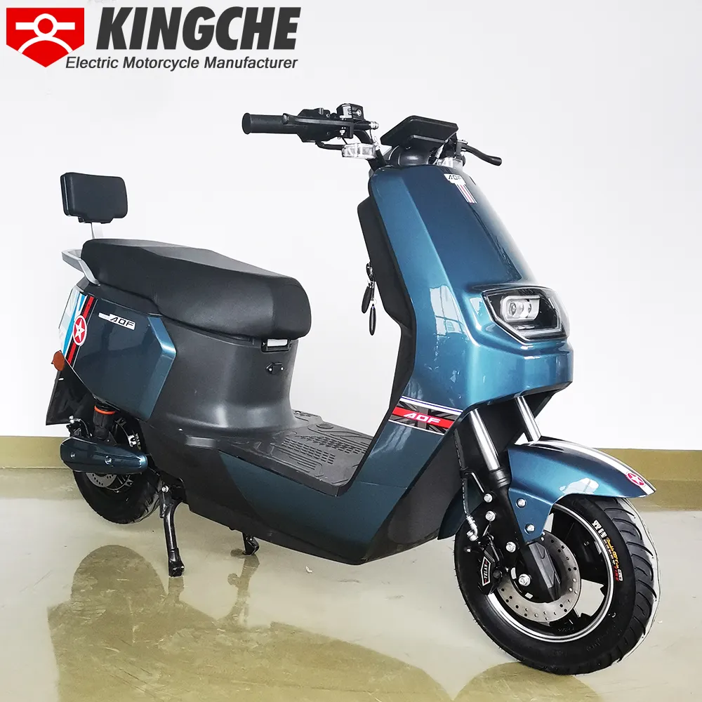Çevre dostu yüksek kalite 72v 2000w güçlü yetişkin kullanımı fabrika elektrikli motosiklet scooter pedalı