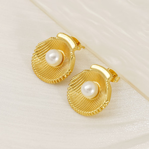 ZOGXIN Gold Stud Earrings Butterfly Shell Sunburst Pearl Geometric Fashion Party Jewelry Women's Earrings - Product Image 4