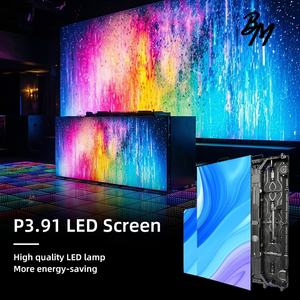 Module de kiosque rotatif ultra-mince compact fabriqué en Chine P2.5 3.91 32 7x7, mur vidéo LED économique avec boîtier périmétrique - Product Image 1