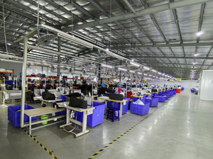 Barrière de sécurité pour bébé à installation rapide, sans outils, en plastique, avec cadre amovible pour les petits espaces - Product Image 6