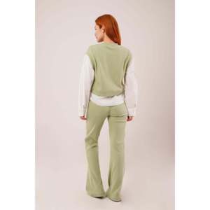 ชุดเสื้อสเวตเตอร์สองชิ้นสำหรับผู้หญิง เสื้อสีมิ้นท์ แขนเสื้อแบบยืด ขายส่ง - Product Image 3