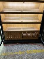 Maßgefertigter Umweltfreundlicher Wasserdichter Zigarren-Humidor-Schrank mit Kirschholz-Finish, Spanische Zedernholz-Schubladen, LED-Bildschirm, Rauchvitrine