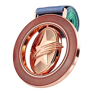 <span class=keywords><strong>Medallas</strong></span> de Premio Deportivas de Fútbol <span class=keywords><strong>Baratas</strong></span> y Personalizadas con Logotipo 3D Dorado para Carrera de 5k, Maratón y Atletismo, Fundición de Metal Personalizada con Cinta - Product Image 6
