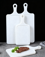 Planche à découper en plastique HDPE multi-usages OEM, assiette alimentaire, antibactérienne, écologique, durable, antidérapante, légère, 1,5 cm, ustensiles de cuisine