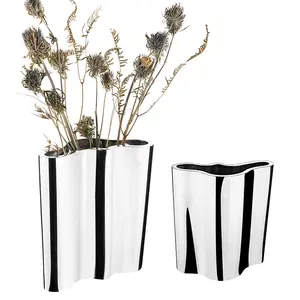 metal Vase Customized Light Luxury Mirror Silver Vase Dried Stainless Steel Flower Vase Ornament Restaurant Tabletop Hotel Deco
