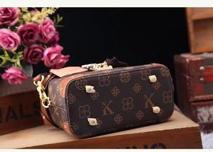 Loumixer di lusso da donna in PVC <span class=keywords><strong>Messenger</strong></span> Tote borsa di <span class=keywords><strong>nuovo</strong></span> arrivo chiusura a cerniera fodera impermeabile in poliestere Design alla moda - Product Image 5