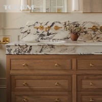Vasque de salle de bain Tostone en marbre Calacatta Viola naturel, style Art déco moderne, avec design géométrique pour salle de bain de villa haut de gamme