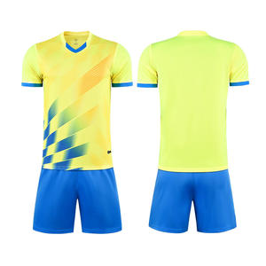 24/25 New Custom Teams Logo Fußball trikot Rosa Fußball uniform Hochwertiges Fußball-Set mit Shorts Großhandel Fußball trikot - Product Image 5