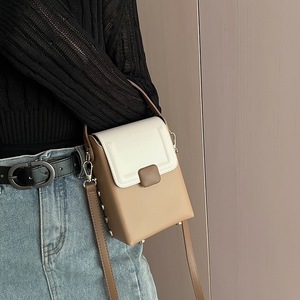 2023 Sac <span class=keywords><strong>A</strong></span> Main Femme sac de téléphone portable de haute qualité dames boîte carrée sac de messager Hit couleur femmes sacs à main - Product Image 1