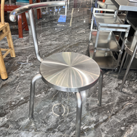 Ensemble table et chaises en acier inoxydable : surface brillante résistante aux rayures pour les cafés, robuste, facile à nettoyer, parfait pour les environnements de café