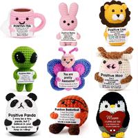 Poupées en peluche faites main au crochet, assorties, pour le soutien émotionnel, avec message inspirant, pour cadeau surprise de Noël et de fêtes