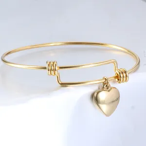 Braccialetti con ciondolo cuore 2024 in acciaio inossidabile e gioielli da 50-65mm che trovano forniture per braccialetti di filo regolabili espandibili all'ingrosso