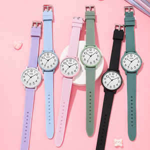 Reloj de Cuarzo Minimalista, Simple y Elegante para Mujer, Caja de Acero Inoxidable, Correa de Silicona, Pantalla Digital, Color Caramelo - Product Image 4