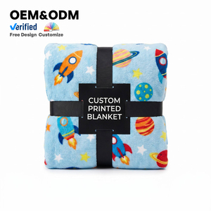Cobertor de Fleece Listrado Personalizado, Fornecimento Direto de Fábrica, Design Luxuoso, Macio e Quente, Ideal para Uso em Aviões - Product Image 1