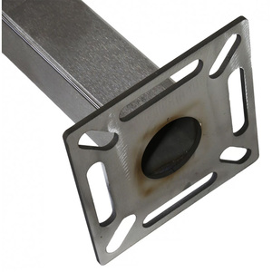 Intercomunicador con Pantalla Táctil de 48 Pulgadas y Pedestal de Acero con Cuello de Cisne - Product Image 3