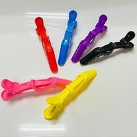 Vente chaude Coloré Outils De Coiffure En Plastique Pince Crocodile Pinces Pinces À Cheveux Salon De Beauté Utilisation