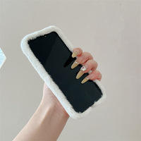 Coque de téléphone en fourrure chaude pour l'hiver pour iPhone 17 Pro Max, coque de téléphone portable douce et colorée en fourrure pour iPhone 17 Air, 17 Pro Max, 17 Pro