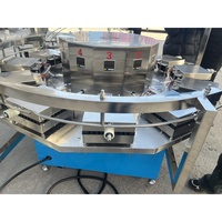Machine professionnelle pour la fabrication de cornets et gaufres à glace