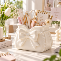 Boîte de rangement multifonctionnelle en plastique rectangulaire faite à la main pour le bureau, le salon, les pinceaux de maquillage, le porte-stylos de bureau
