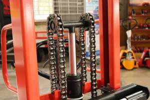 मिनी इलेक्ट्रिक फोर्कलिफ्ट 2ton अर्द्ध हाथ इलेक्ट्रिक स्टेकर - Product Image 2