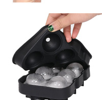 Vente en gros de gros moules carrés à glaçons et boules en silicone perceuse à glace écologique avec couvercle pour whisky outils pour crème glacée