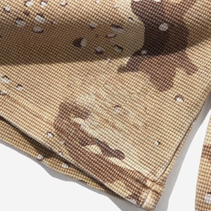 T-shirts personnalisés à manches longues en coton gaufré pour hommes, imprimé camouflage sable sur toute la surface - Product Image 2