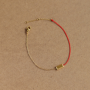 กำไลข้อมือคู่รักแบบปรับได้,กำไลข้อมือทองเชือกสีแดงทรงสี่เหลี่ยมอิฐสีทองให้ความโชคดีของขวัญแบบดั้งเดิมของจีน - Product Image 3