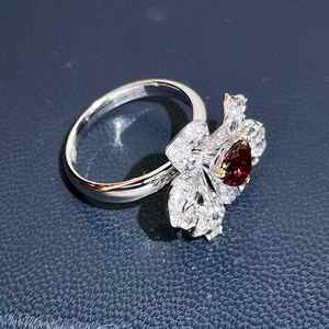เครื่องประดับหรูหรา SGARIT ทับทิมธรรมชาติ 1.02 กะรัต ทอง 18K เพชร 79 เม็ด 0.563 กะรัต ไพลินขาว 11 เม็ด 0.87 กะรัต AIGS+NGTC - Product Image 5