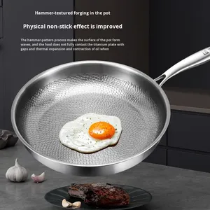 Poêle à frire plate en alliage de titane non revêtue avec motif martelé pour une cuisson saine - Product Image 2