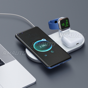 แท่นชาร์จไร้สายแม่เหล็ก Mcdodo 3-in-1 รองรับ QC PD ชาร์จเร็วสูงสุด 20W สำหรับ iPhone และ Apple Watch - Product Image 4