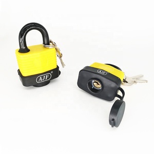 Cadenas à clé en acier laminé incurvé, durable, anti-poussière, avec couvercle en plastique étanche - Product Image 2
