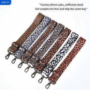 <span class=keywords><strong>Bolso</strong></span> de hombro con estampado de leopardo de 38mm de ancho con <span class=keywords><strong>correa</strong></span> de hombro ajustable y <span class=keywords><strong>correa</strong></span> cruzada <span class=keywords><strong>intercambiable</strong></span> - Product Image 2